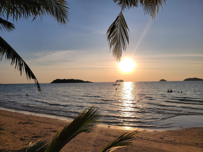 Beautiful sunset at Kai Bae Beach