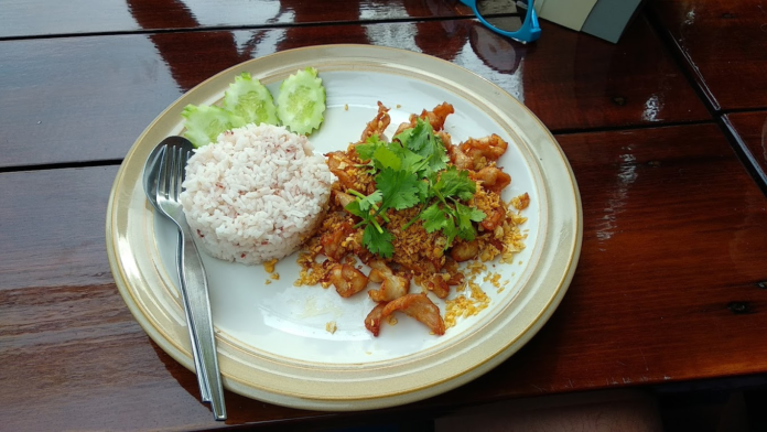 Thai food at Oodie's