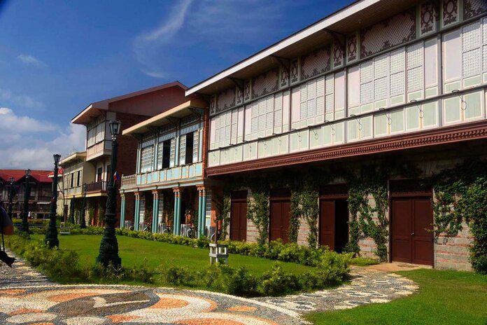 Las Casas Filipinas de Acuzar bataan