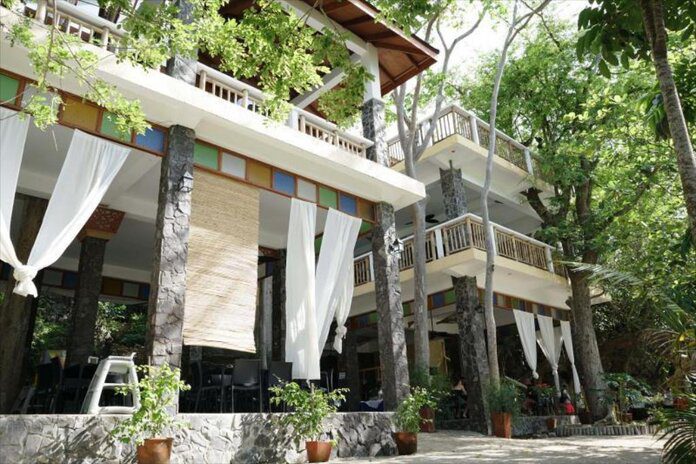La Luz Beach Resort laiya beach