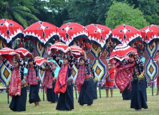 T’Nalak Festival (Tinalak) – A Fantastic Parade with Colourful Costumes T'Nalak Festival