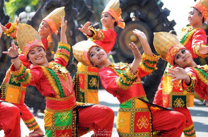 Kadayawan Festival Davao - Full Guide & Tips | TravelTrained