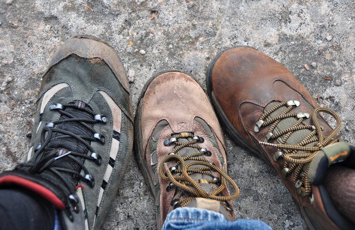 best hiking shoes flat feet brands