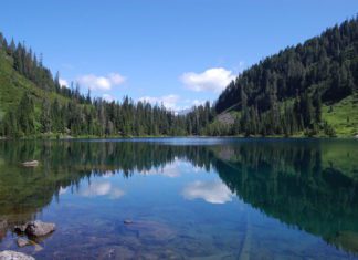 Lake 22 Trail – Incredible Rewarding Hike in Washington lake 22 hiking trail