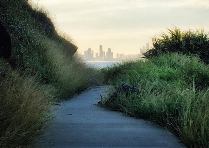 Walking track around Burleigh Head National Park